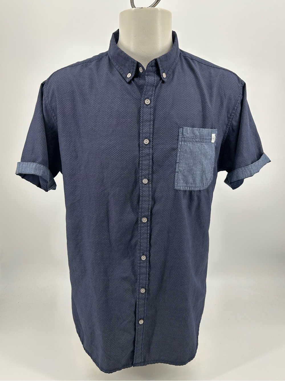 Men’s Departwest button down shirt from Buckle Blue Size XL
